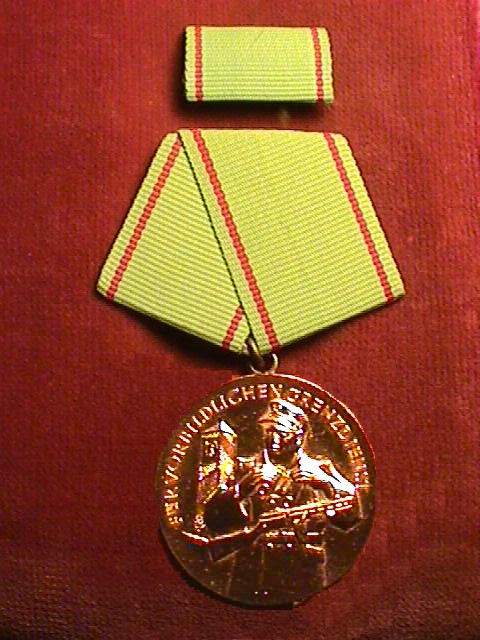 East German Border medal-Für Vorbildlichen Grenzdienst-(For Exemplary Border Service)